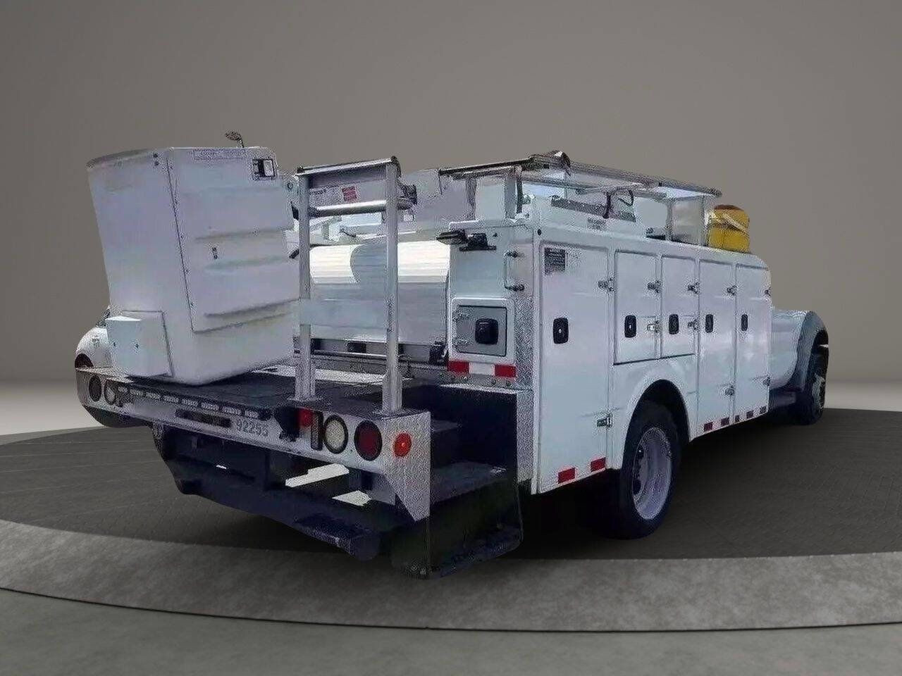 Used 2012 Ford F550 2WD Regular Cab Super Duty w/ PWR Equipment Group image 31