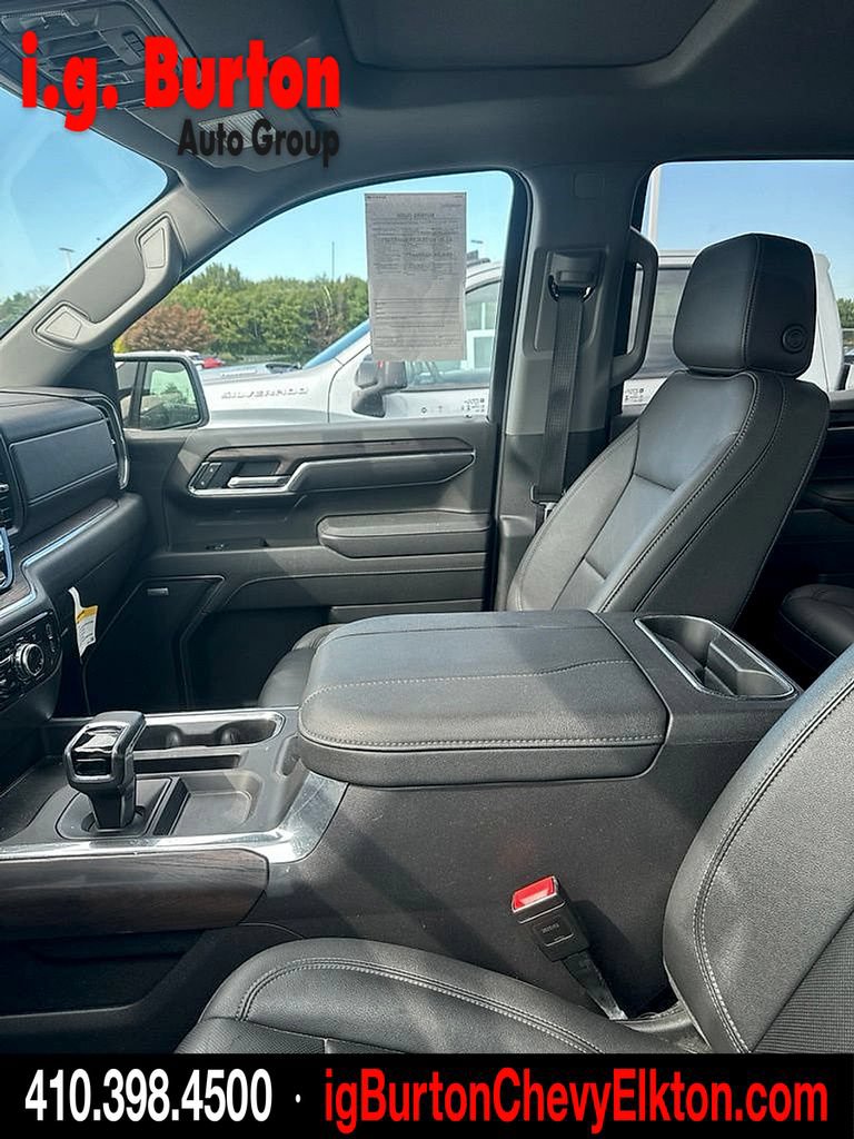 Used 2025 GMC Sierra 1500 SLT w/ SLT Premium Package AWD/4WD image 7
