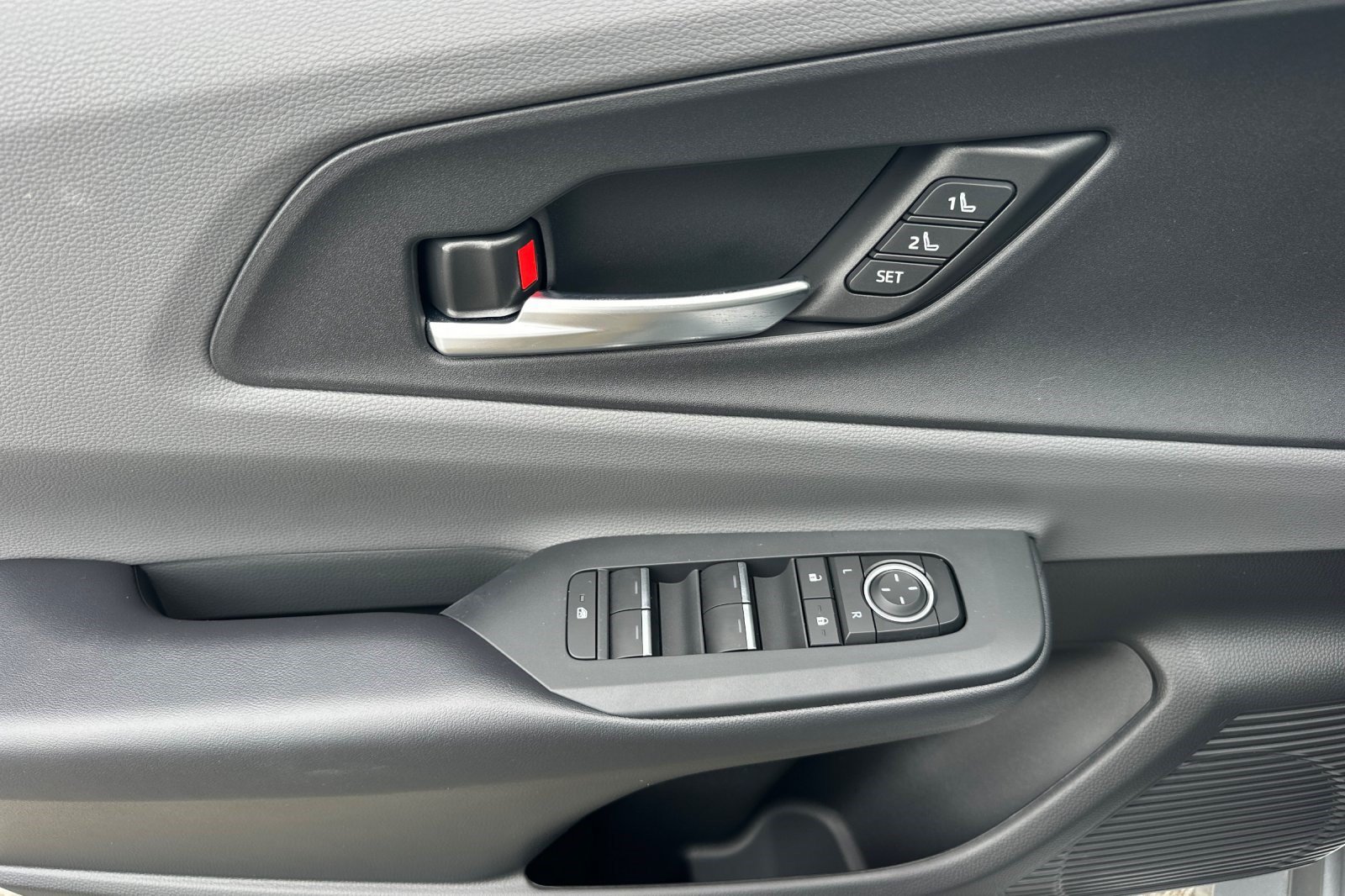 New 2027 Toyota Prius Limited AWD/4WD image 14