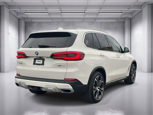 Used 2022 BMW X5 sDrive40i w/ Premium Package image 3