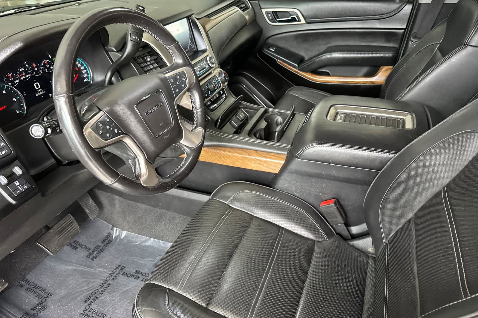 Used 2020 GMC Yukon XL Denali RWD image 11