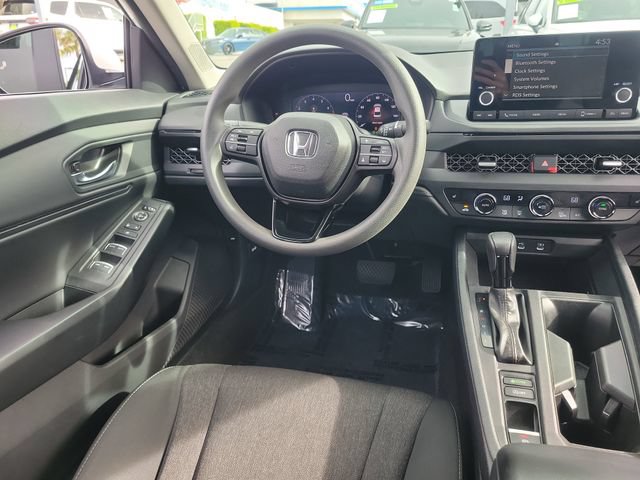 Certified 2023 Honda Accord EX image 9