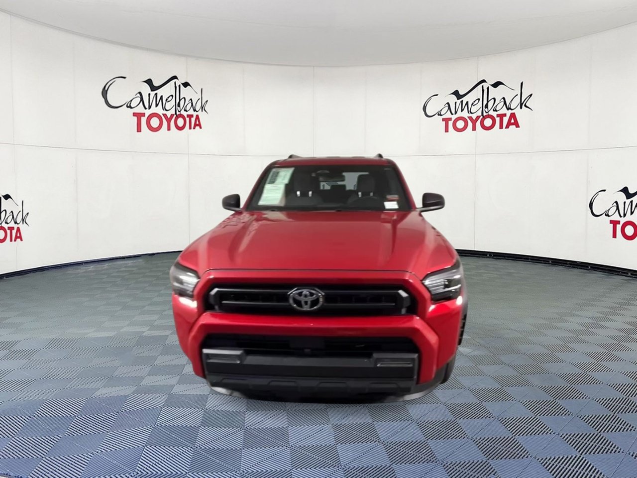 Used 2025 Toyota 4Runner SR5 AWD/4WD image 5