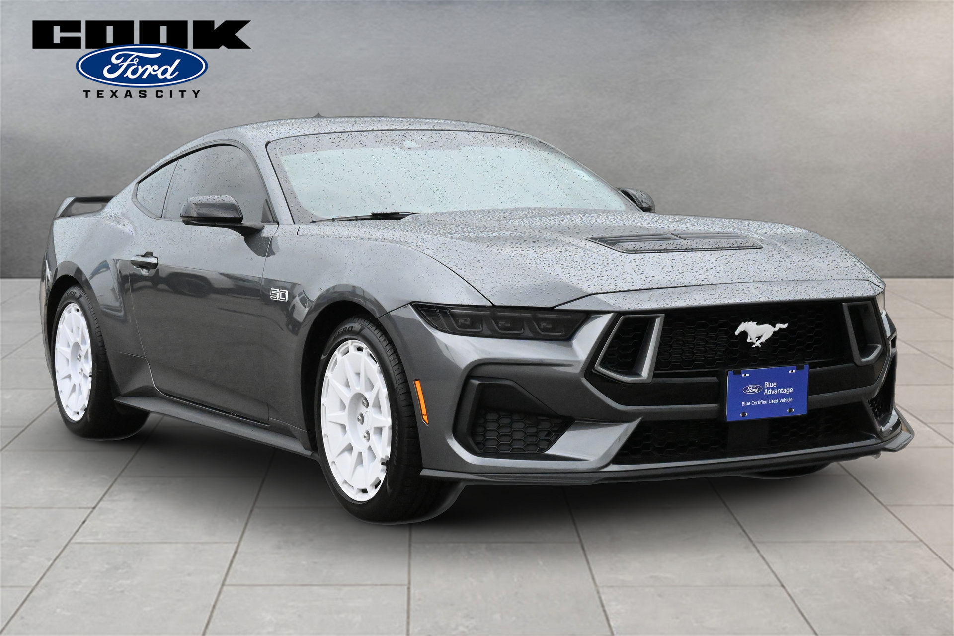 Used 2026 Ford Mustang GT RWD image 2