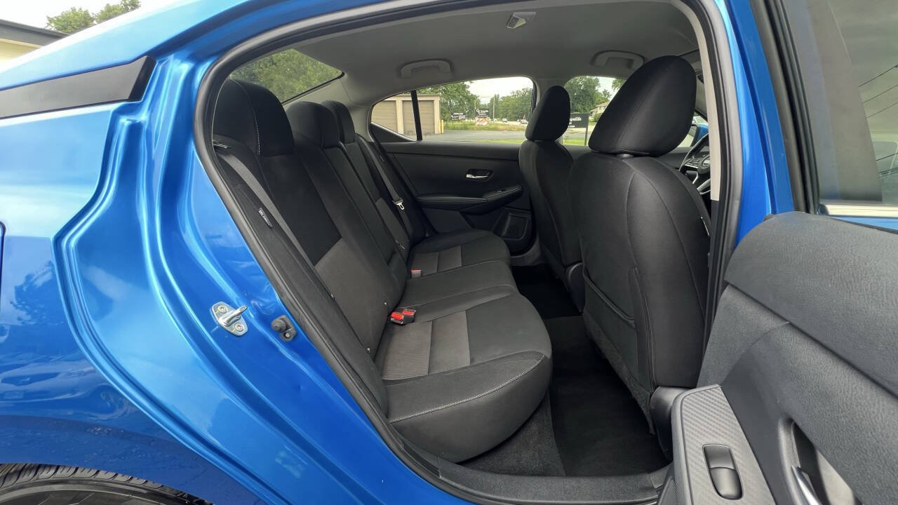 Used 2022 Nissan Sentra SV w/ All-Weather Package FWD image 28