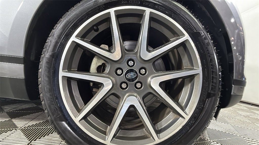 Used 2021 Land Rover Range Rover Velar S image 34