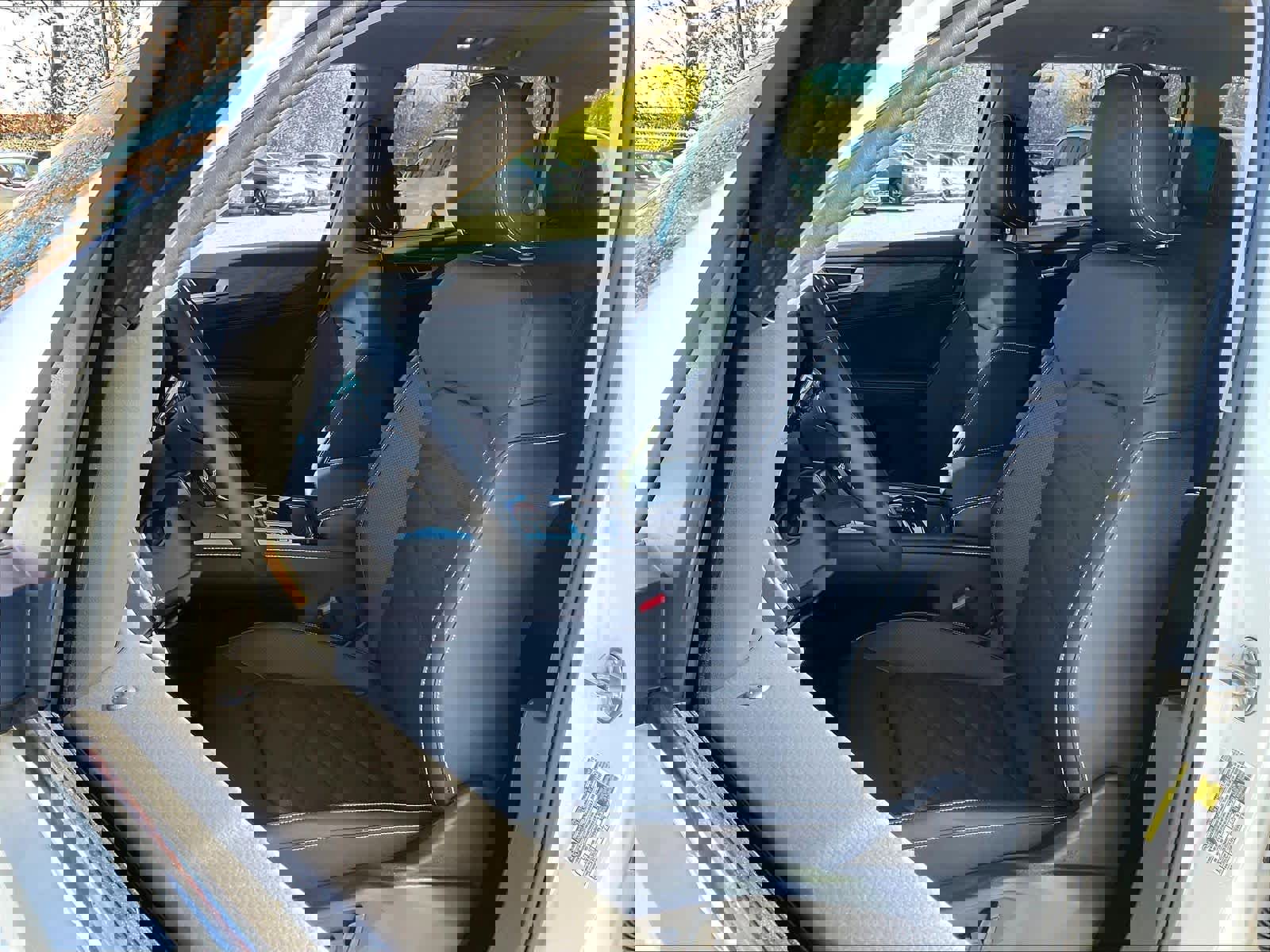 New 2026 Volkswagen Atlas SE image 11