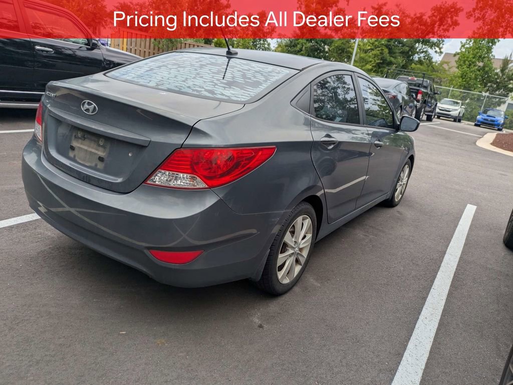 Used 2013 Hyundai Accent GLS w/ Premium Pkg FWD image 6