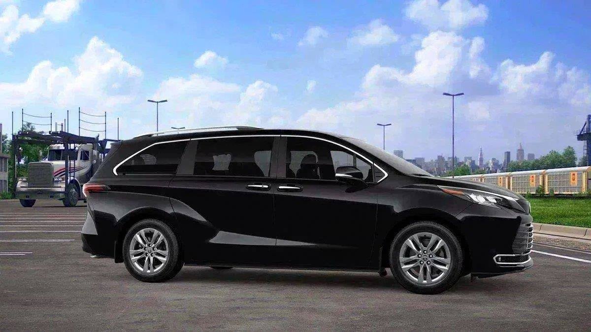 New 2026 Toyota Sienna Limited AWD/4WD image 21