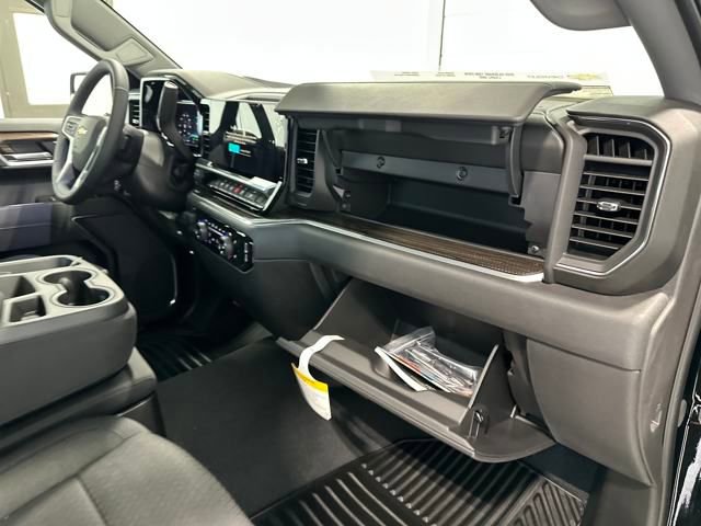 New 2025 Chevrolet Silverado 1500 LT image 8