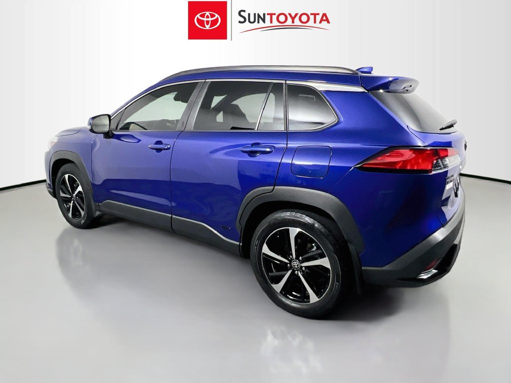 Used 2024 Toyota Corolla Cross AWD Hybrid w/ Convenience Package image 5