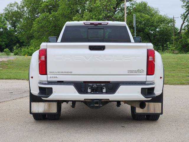 Used 2024 Chevrolet Silverado 3500 High Country w/ High Country Premium Package AWD/4WD image 6
