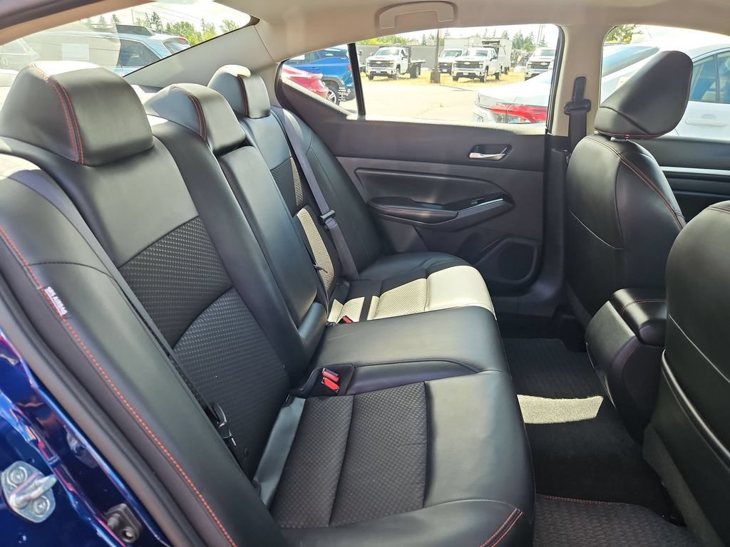 Used 2024 Nissan Altima 2.5 SR FWD image 27