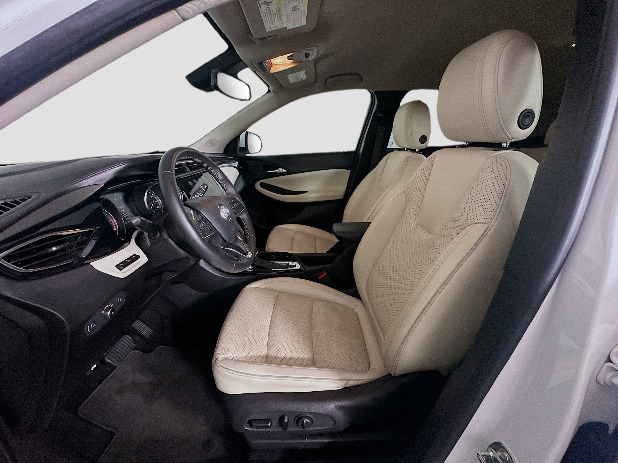 Used 2022 Buick Encore GX Essence w/ Advanced Technology Package FWD image 13