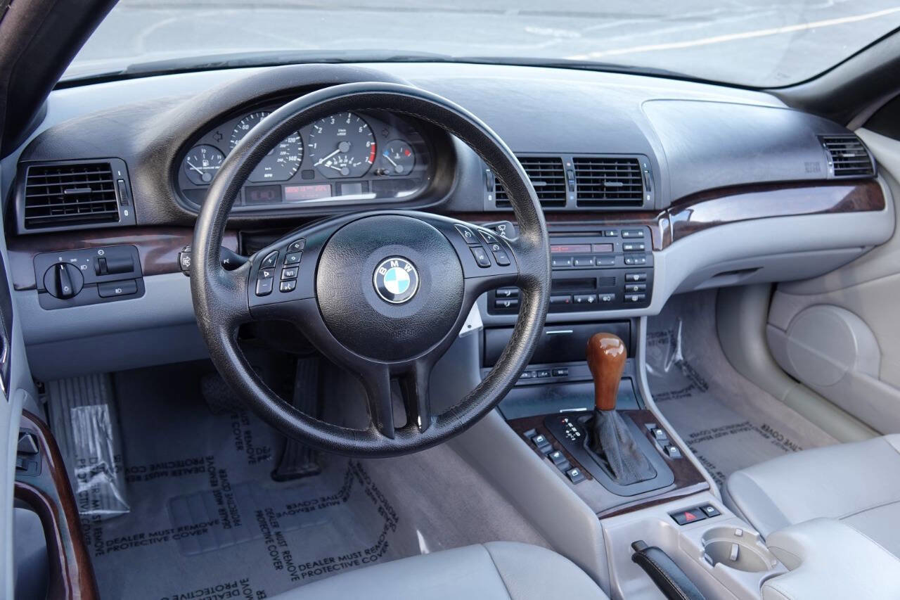 Used 2000 BMW 323ci Convertible RWD image 3