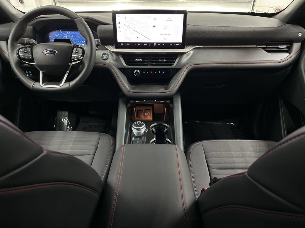 Used 2025 Ford Explorer ST-Line AWD/4WD image 22