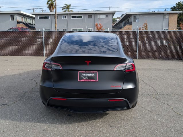 Used 2023 Tesla Model Y Performance image 6
