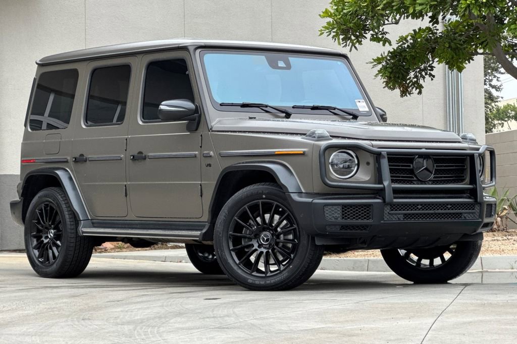Used 2023 Mercedes-Benz G 550 image 2