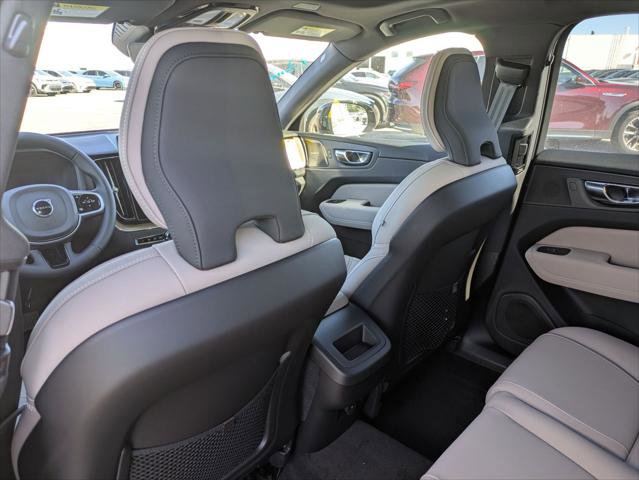 New 2026 Volvo XC60 B5 Plus w/ Climate Package PRO image 15