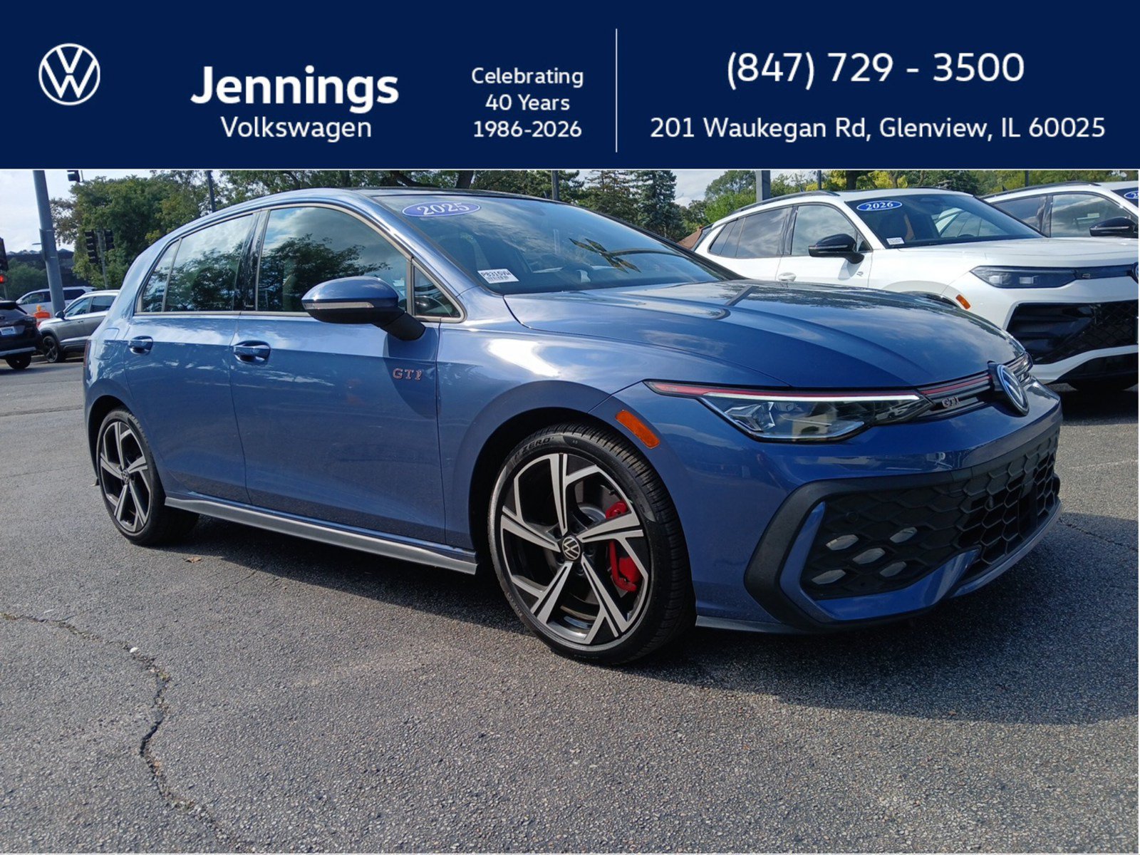 Used 2025 Volkswagen GTI SE FWD image 1