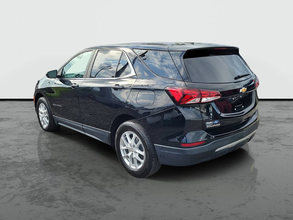 Used 2023 Chevrolet Equinox LT w/ Driver Convenience Package AWD/4WD image 3