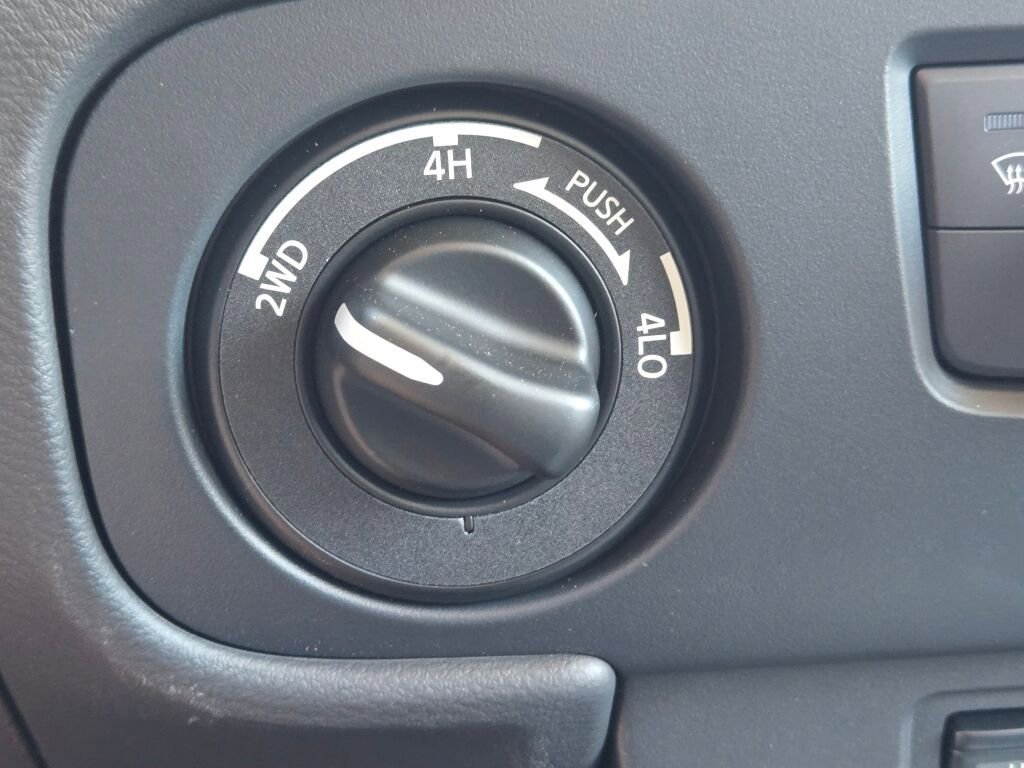 New 2026 Nissan Frontier SV w/ All-Weather Content Package AWD/4WD image 27
