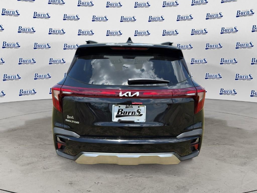 New 2026 Kia Seltos S FWD image 6