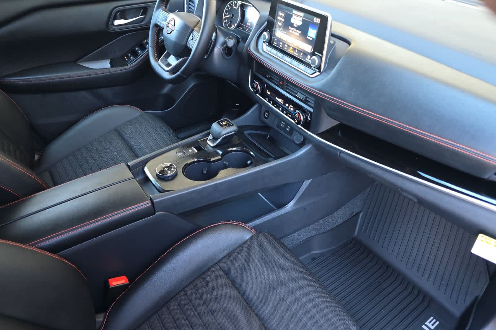 New 2026 Nissan Rogue SV AWD/4WD image 16