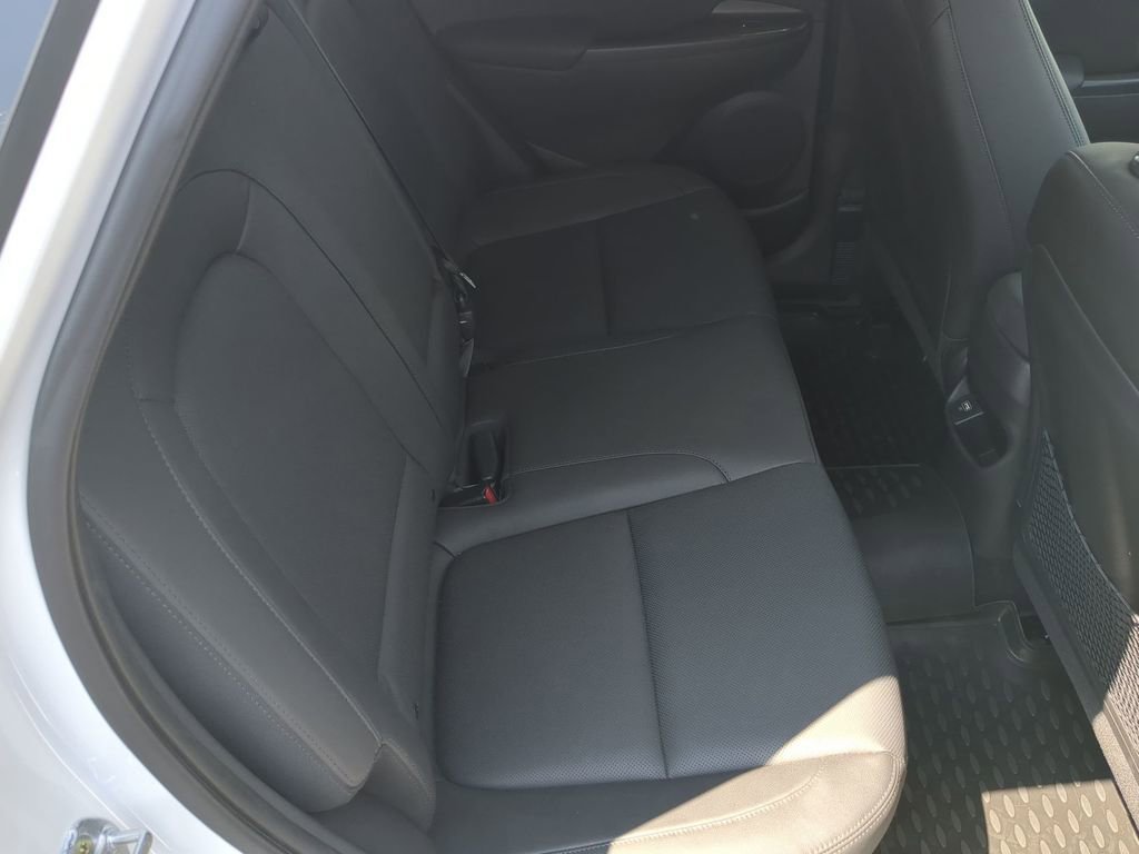 Used 2022 Hyundai Kona Limited image 16