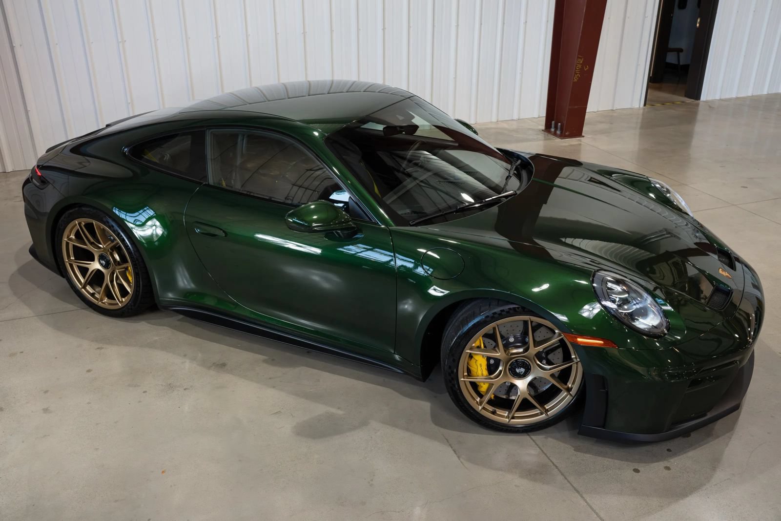 Used 2025 Porsche 911 GT3 RWD image 10