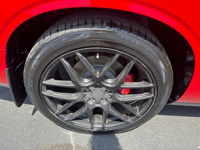 Used 2015 Dodge Challenger R/T Plus RWD image 14