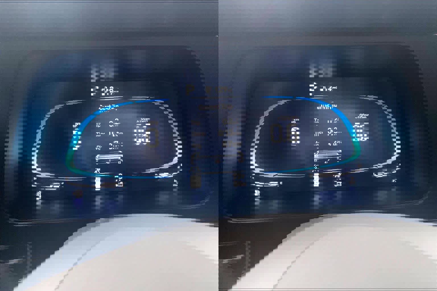 Certified 2025 Hyundai Elantra Sport image 26