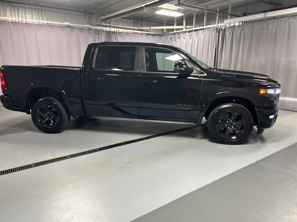 Used 2025 RAM 1500 Big Horn AWD/4WD image 8