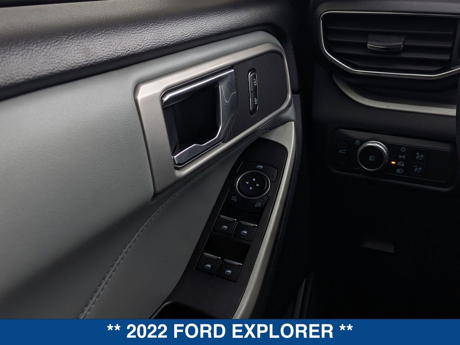 Certified 2022 Ford Explorer XLT w/ Equipment Group 202A image 26