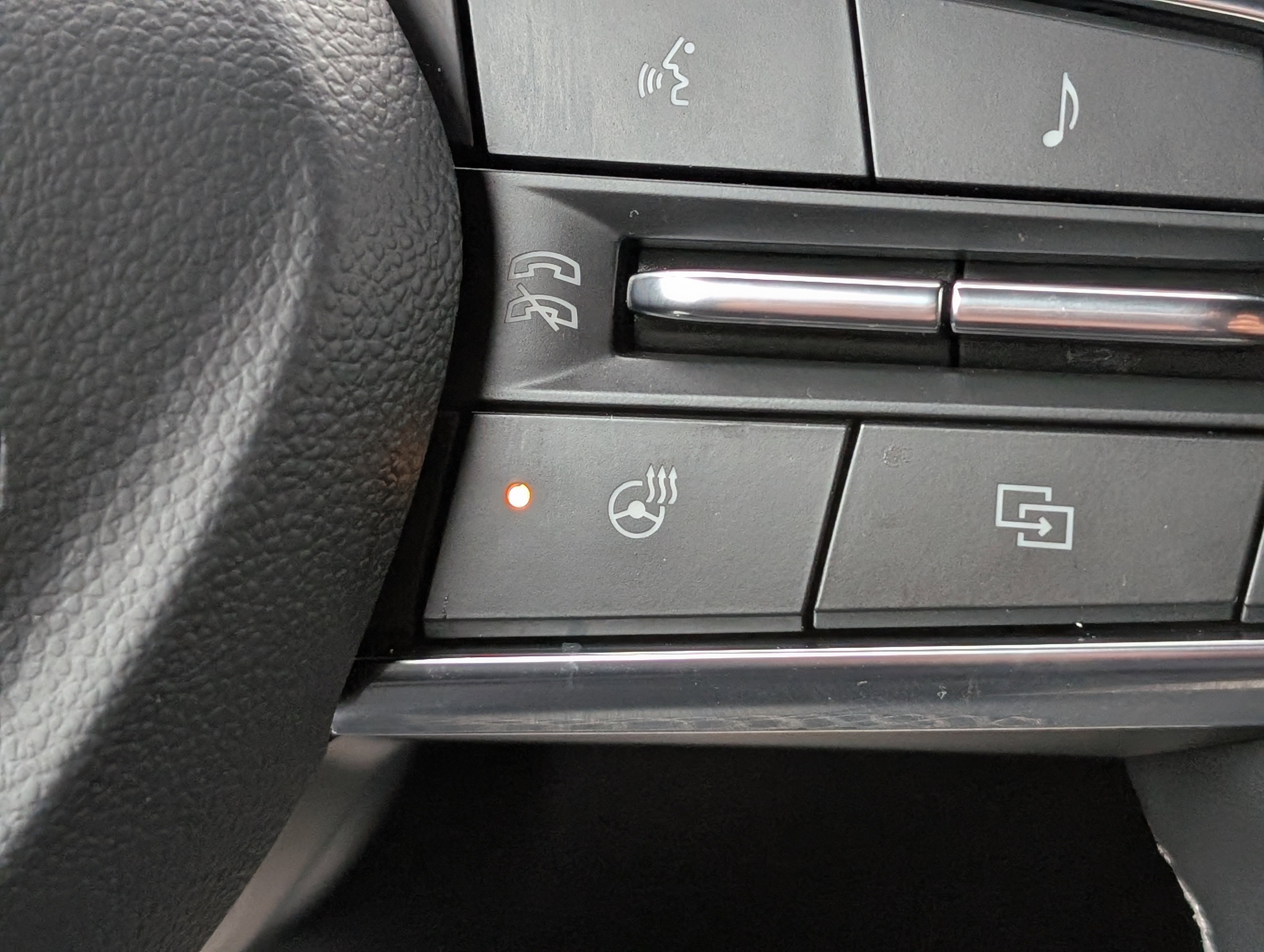 Used 2025 Chevrolet Traverse Z71 w/ Driver Confidence Package image 35