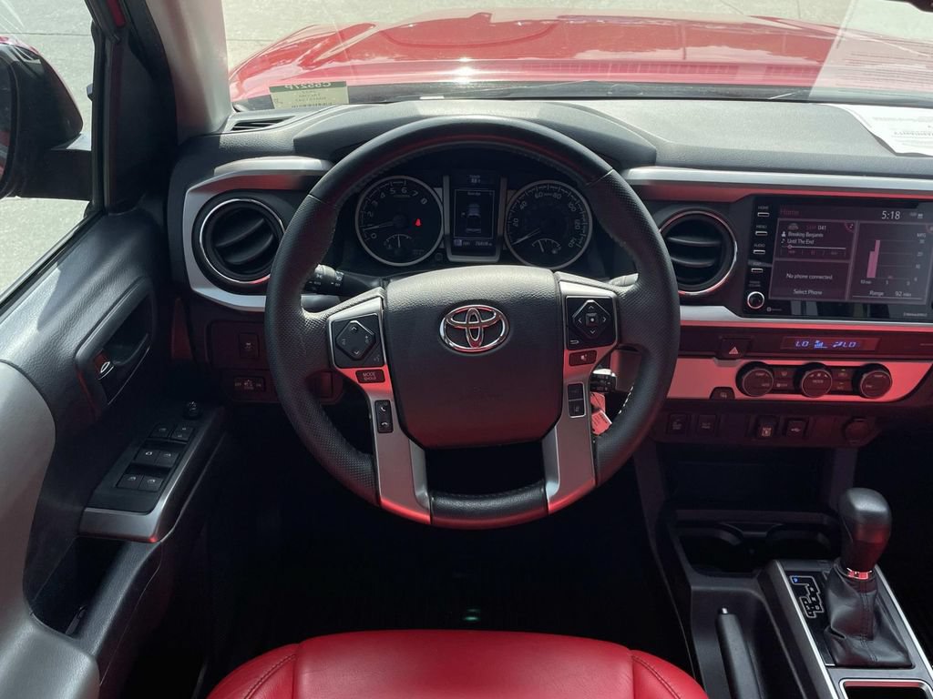 Used 2022 Toyota Tacoma SR5 w/ Technology Package RWD image 9