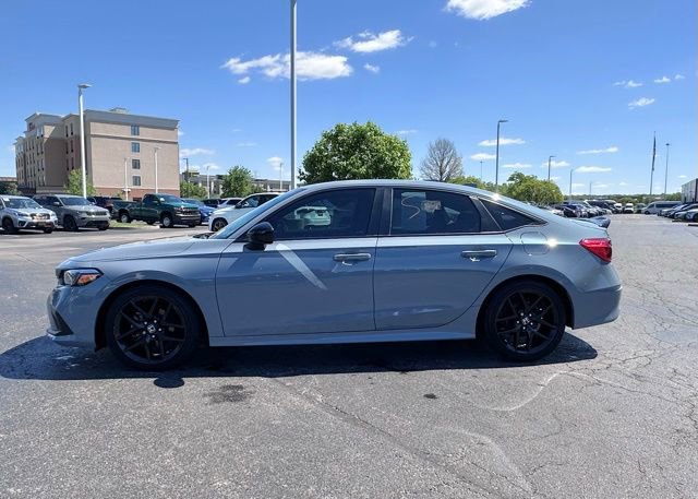 Used 2023 Honda Civic Sport image 4