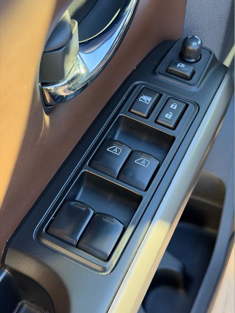 Used 2023 Nissan Titan Platinum Reserve w/ Off Road Protection Package image 15