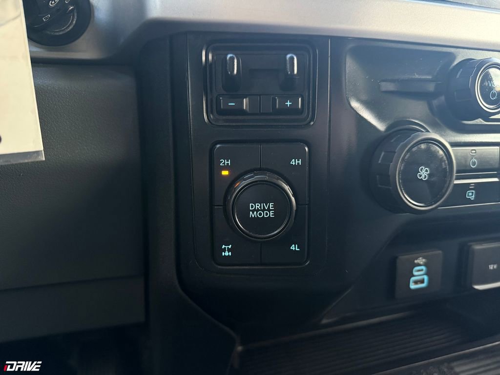 Used 2023 Ford F350 XLT image 43