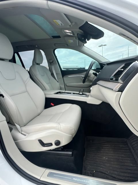 Used 2024 Volvo XC90 T8 Plus w/ Protection Package Premier AWD/4WD image 33