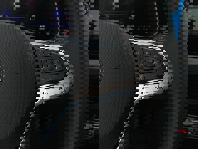 New 2025 Volkswagen Jetta SE FWD image 20