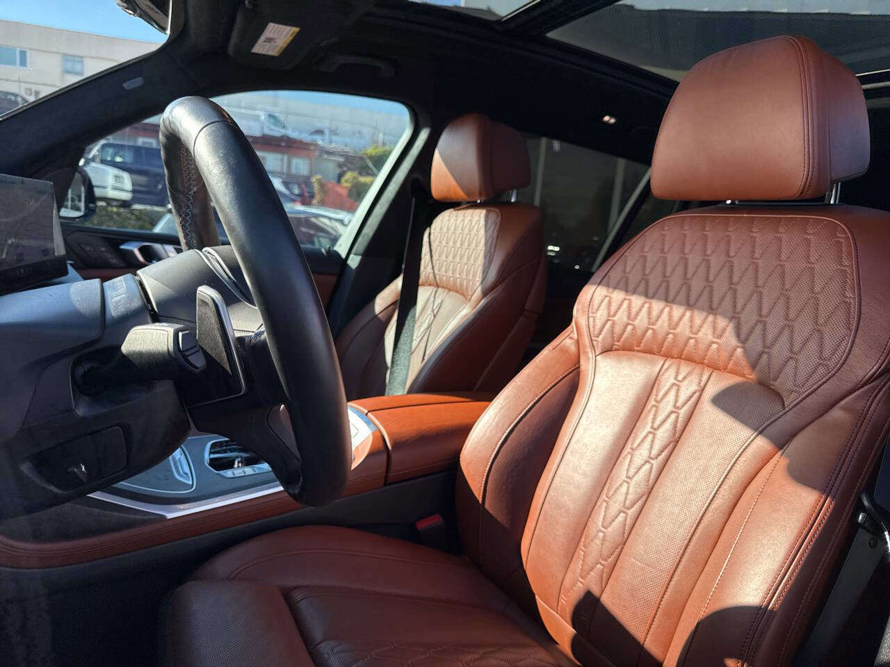 Used 2024 BMW X7 M60i w/ Executive Package image 48