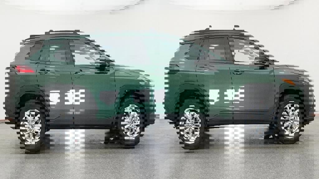 New 2026 Toyota Corolla Cross LE image 27