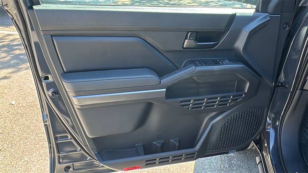 New 2025 Toyota Tacoma SR5 image 13