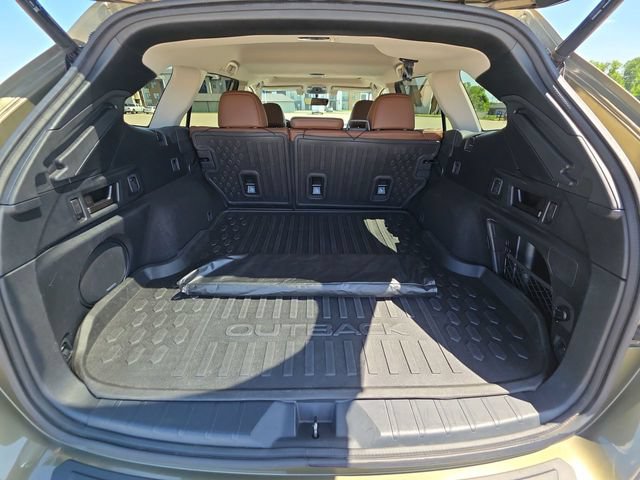 Used 2020 Subaru Outback Touring XT AWD/4WD image 30