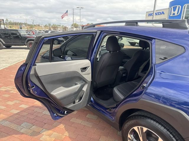 Used 2025 Subaru Crosstrek 2.0i Premium image 28