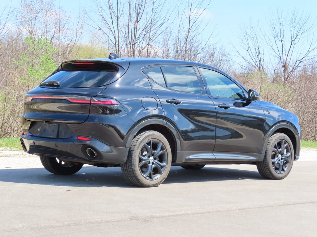 Used 2024 Dodge Hornet R/T w/ R/T Blacktop Package image 3