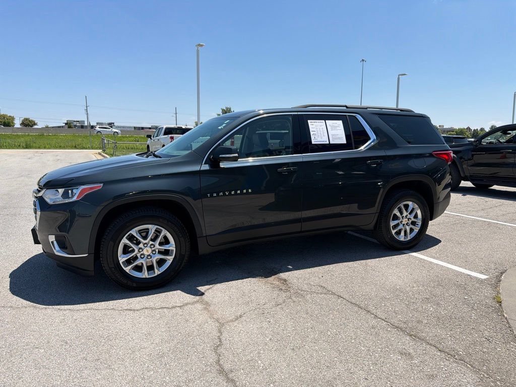 Used 2019 Chevrolet Traverse LT w/ LPO, Floor Liner Package AWD/4WD image 6