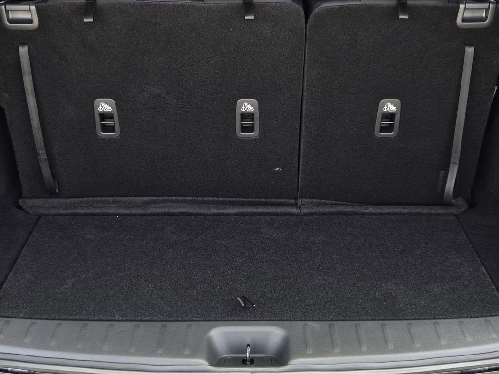 New 2026 Nissan Pathfinder SV FWD image 9