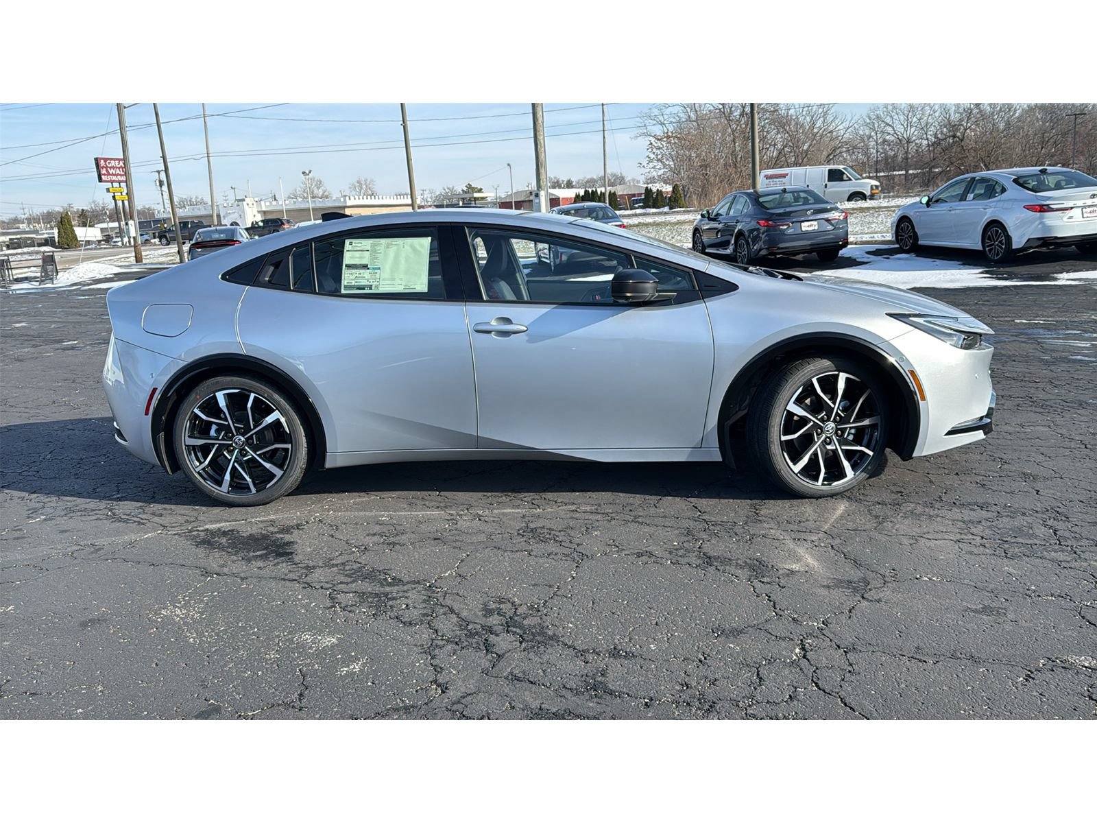 New 2026 Toyota Prius Plug-In Hybrid FWD image 9